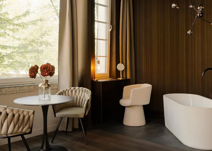 Old House Casino Koszarowa 1 فروتسواف