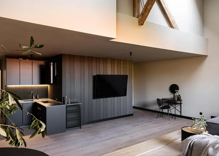 Old House Casino Koszarowa 1 شقة *