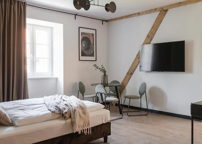 Old House Casino Koszarowa 1 * فروتسواف