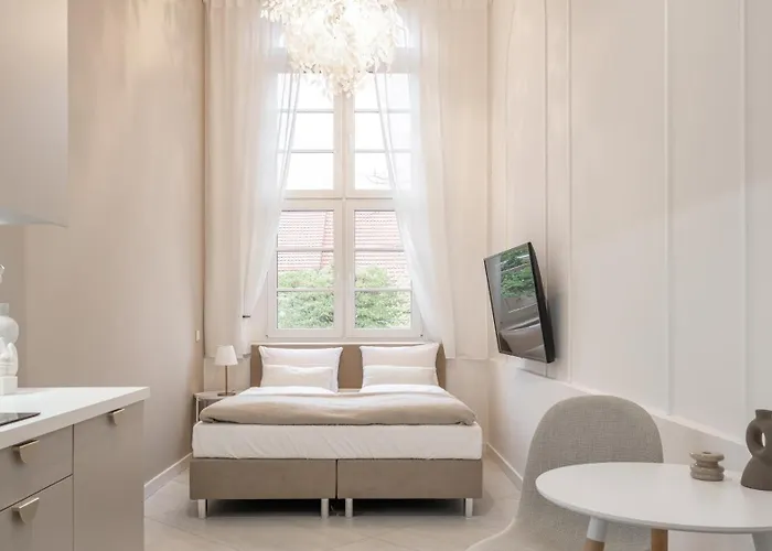 Old House Casino Koszarowa 1 شقة *