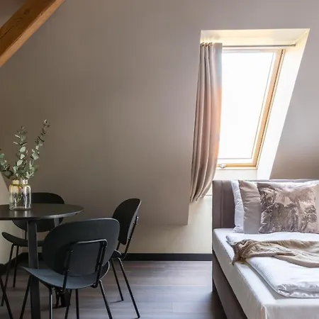 Old House Casino Koszarowa 1