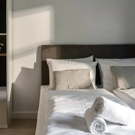 Old House Casino Koszarowa 1 * Wrocław