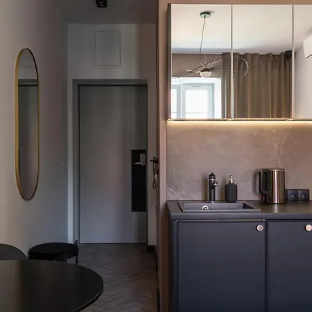 Old House Casino Koszarowa 1 Wrocław