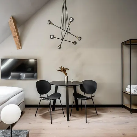 Old House Casino Koszarowa 1 * Wrocław