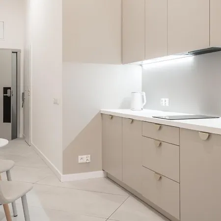 Old House Casino Koszarowa 1 Apartamento *