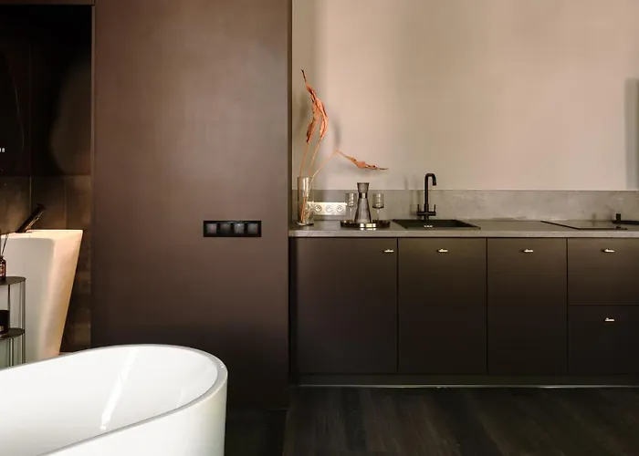 Old House Casino Koszarowa 1 Apartment Breslau