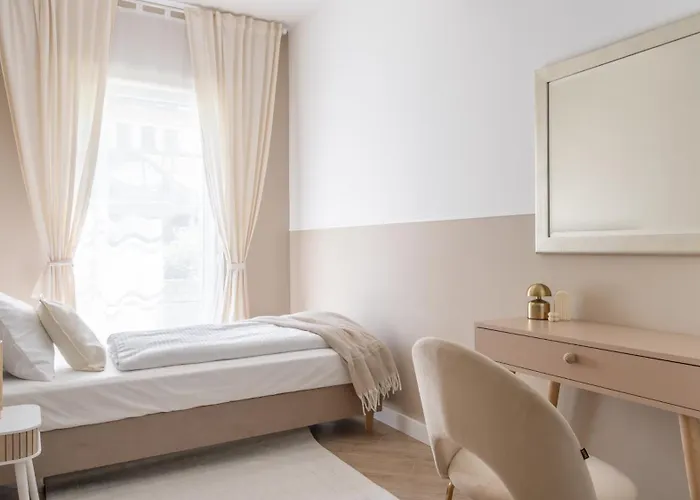 Old House Casino Koszarowa 1 Apartment