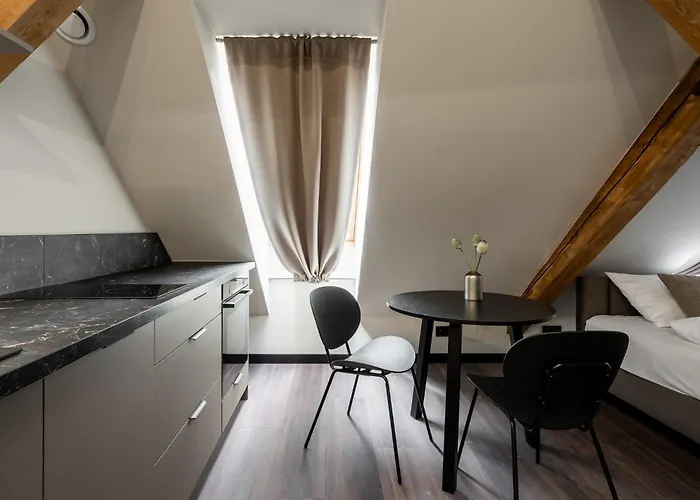 Old House Casino Koszarowa 1 Apartment