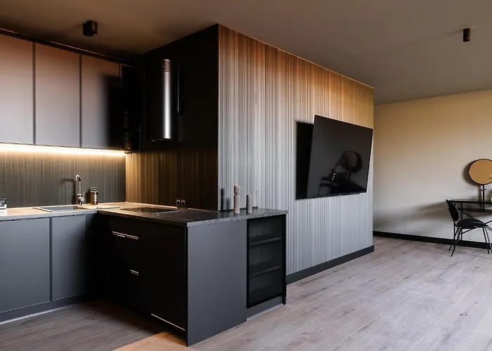 Old House Casino Koszarowa 1 Apartment Breslau