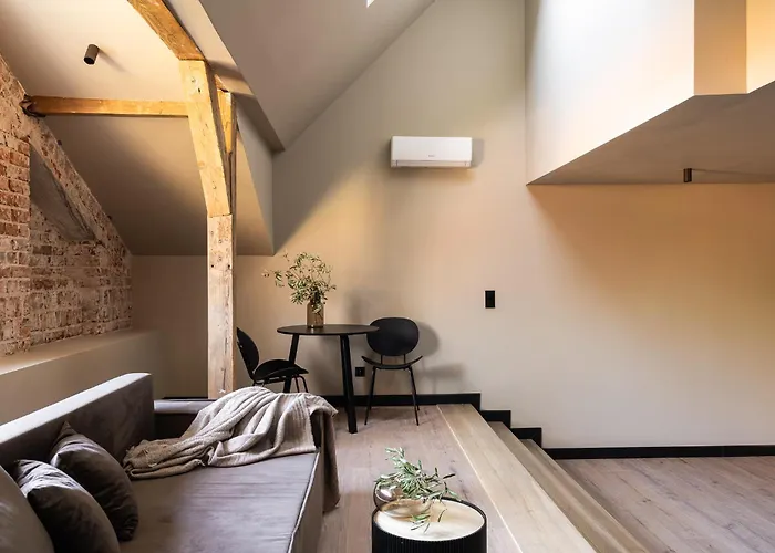 Old House Casino Koszarowa 1 Lejlighed *