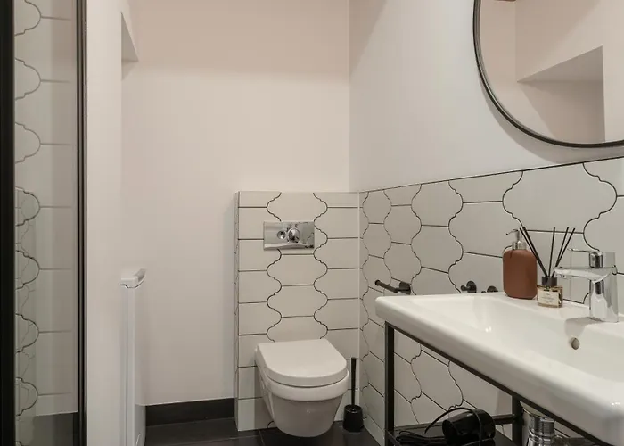 Old House Casino Koszarowa 1 * Breslau