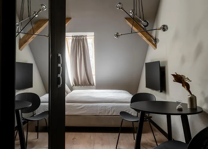 Old House Casino Koszarowa 1 *